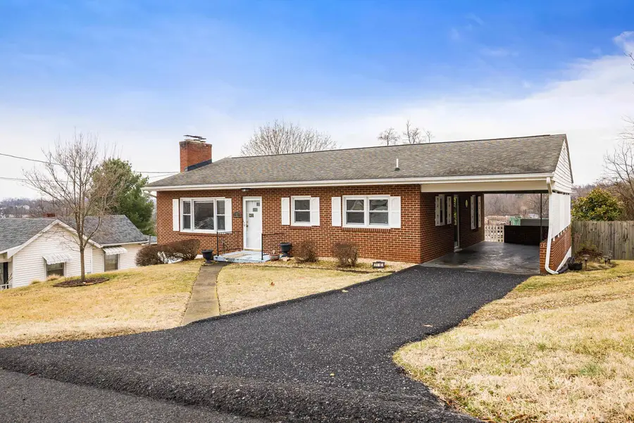 2110 Orange St, Staunton, VA 24401 - #3