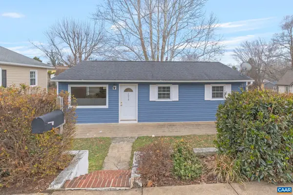 1214 Grove St, Charlottesville, VA 22903