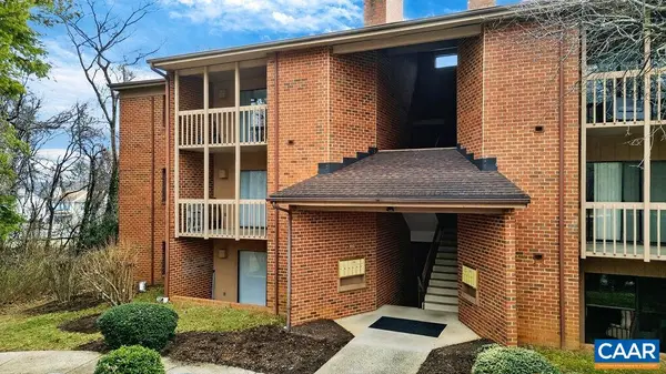 143 Green Turtle Ln, Charlottesville, VA 22901