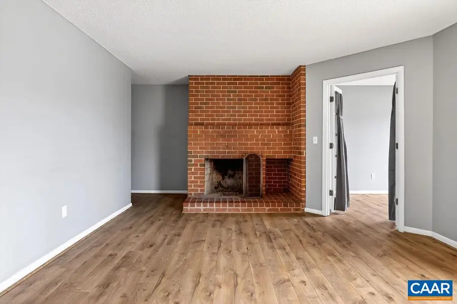 143 Green Turtle Ln, Charlottesville, VA 22901 - #2