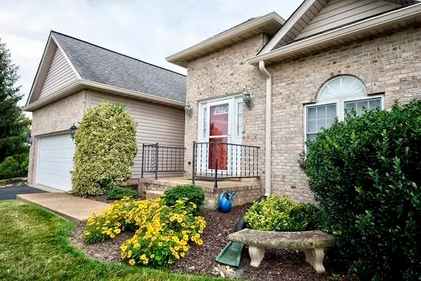 110 Joy Ln, Fishersville, VA 22939