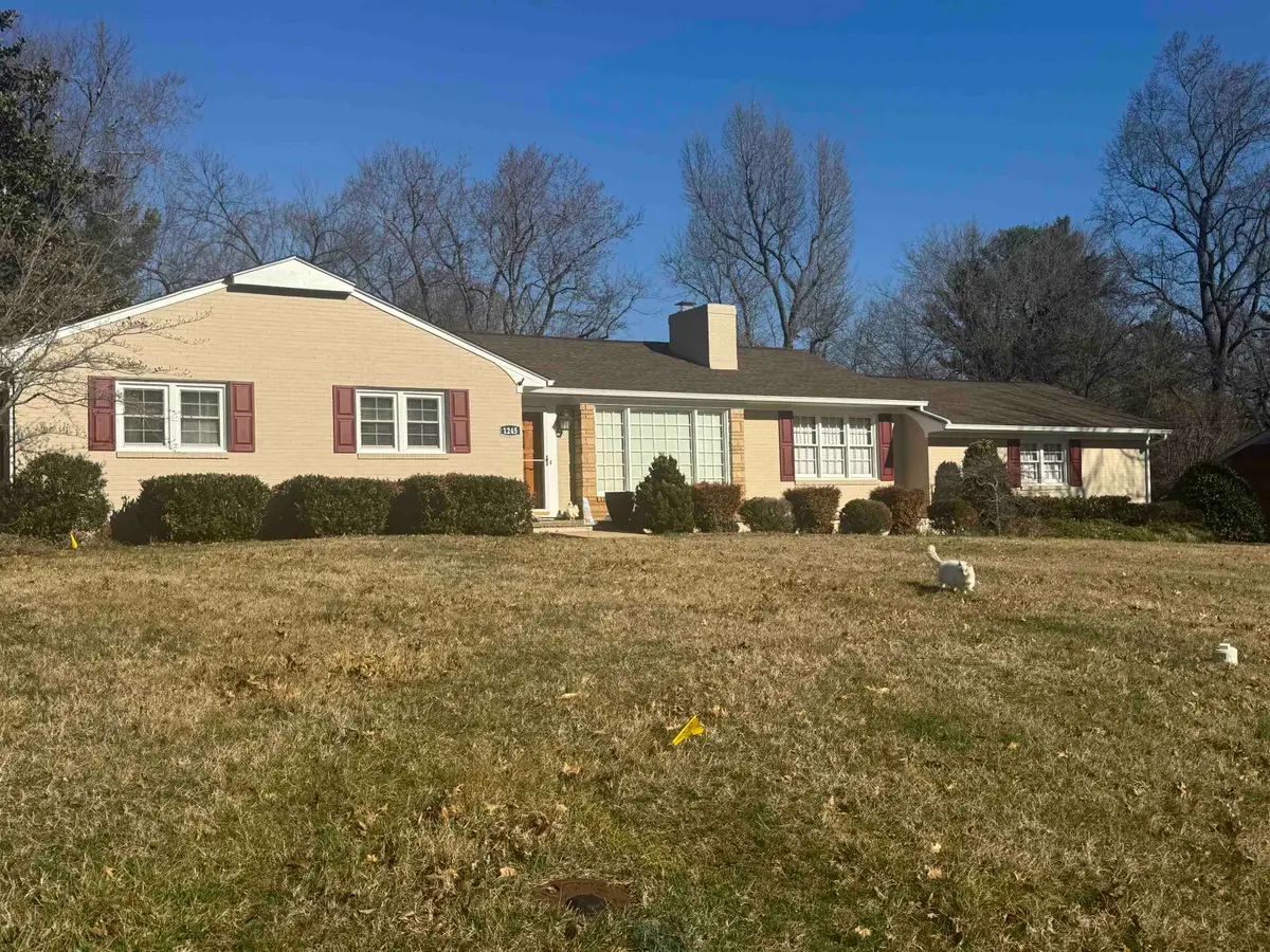 1245 Hollins Rd, Waynesboro, VA 22980 - #1