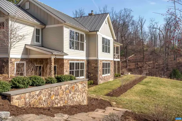 1400 Bundoran Dr, North Garden, VA 22959