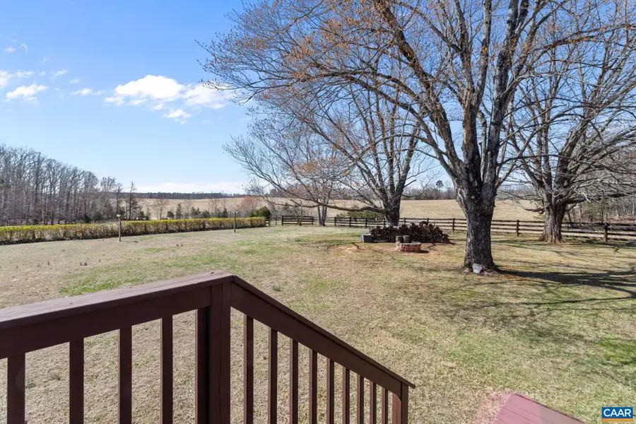 3258 River Rd W, Scottsville, VA 24590 - #3