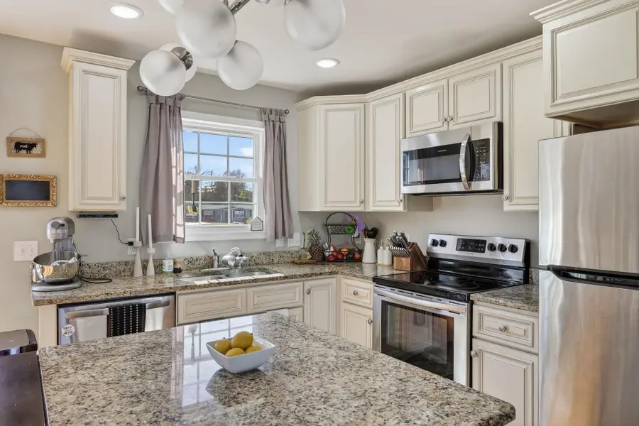 235 Locustdale Loop, Shenandoah, VA 22849 - #3