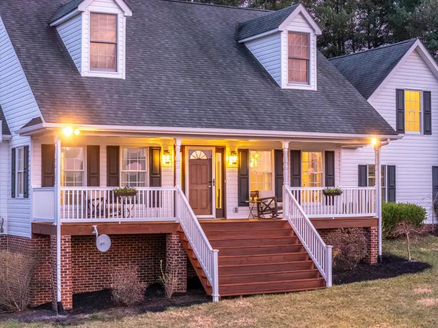 173 Eastwood Dr, Staunton, VA 24401 - #2