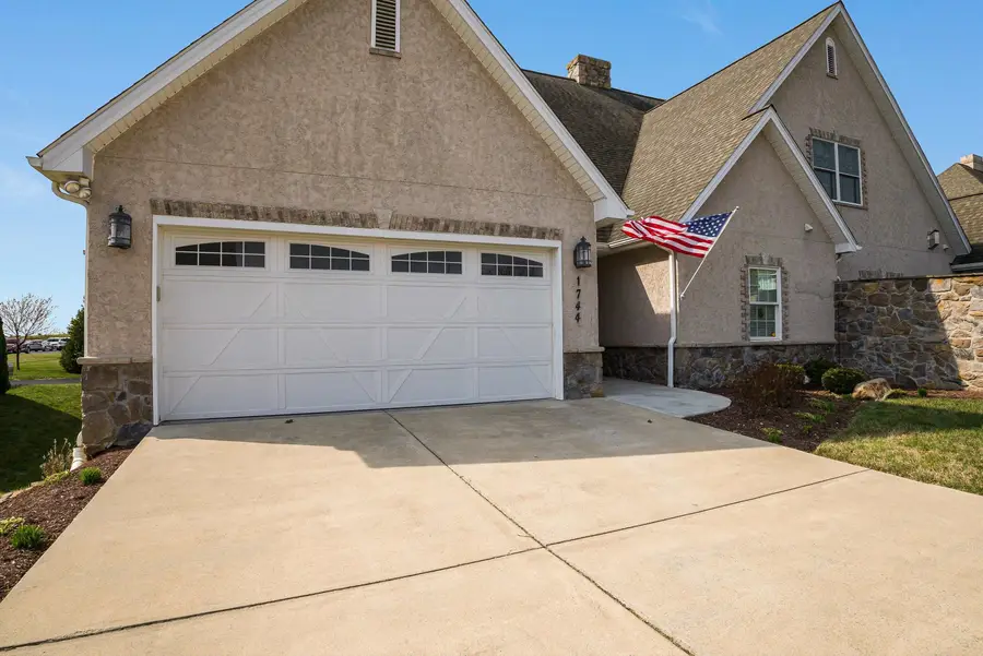 1744 Heritage Estates Cir, Harrisonburg, VA 22801 - #2