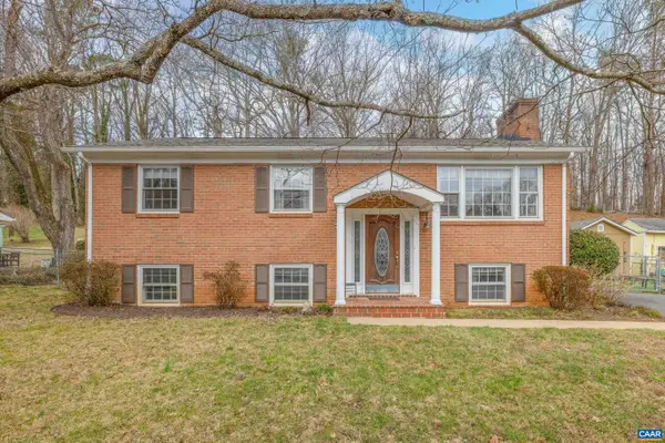 2417 Commonwealth Dr, Charlottesville, VA 22901