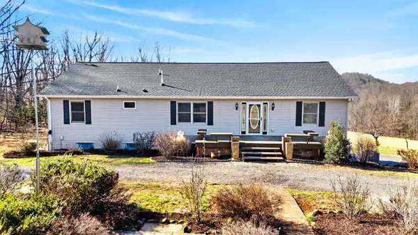 85 Meadow Ct, Roseland, VA 22967