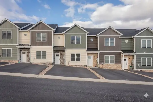 612 Zephyr Dr, Rockingham, VA 22801