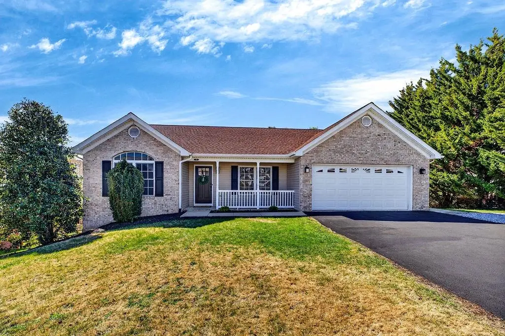 70 Windsor Dr, Fishersville, VA 22939 - #1