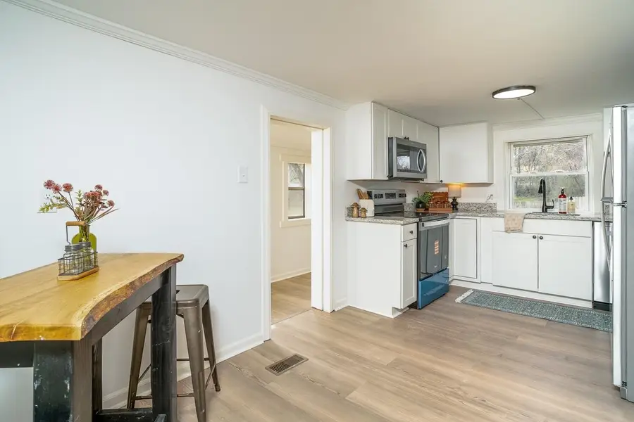 537 Straith St, Staunton, VA 24401 - #2