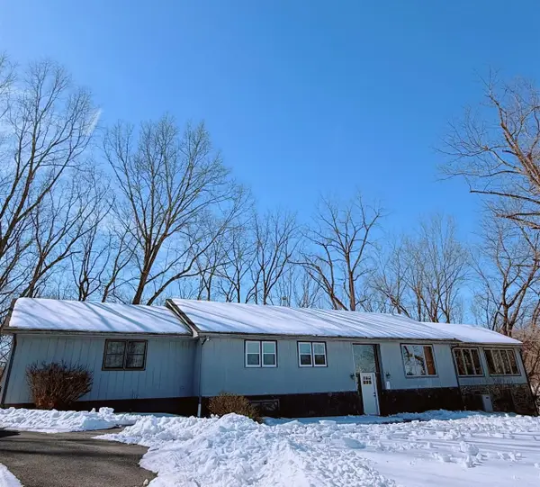 37 West Hill Farm Dr W, Staunton, VA 24401