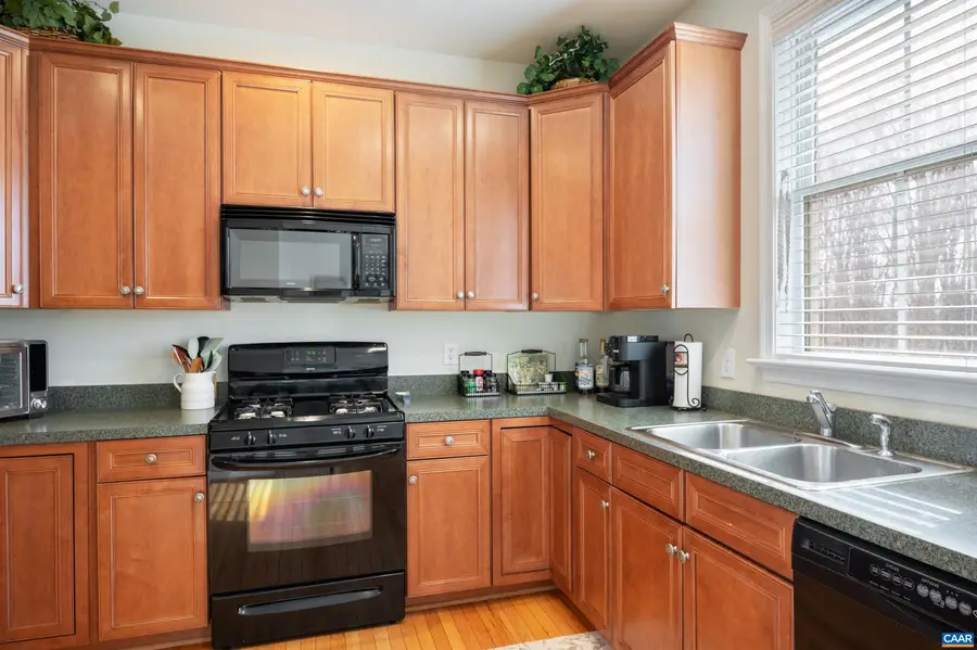 104 Melbourne Prk, Charlottesville, VA 22901 - #3