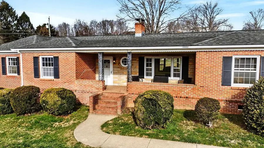 11 Avalon Ln, Lexington, VA 24450 - #2