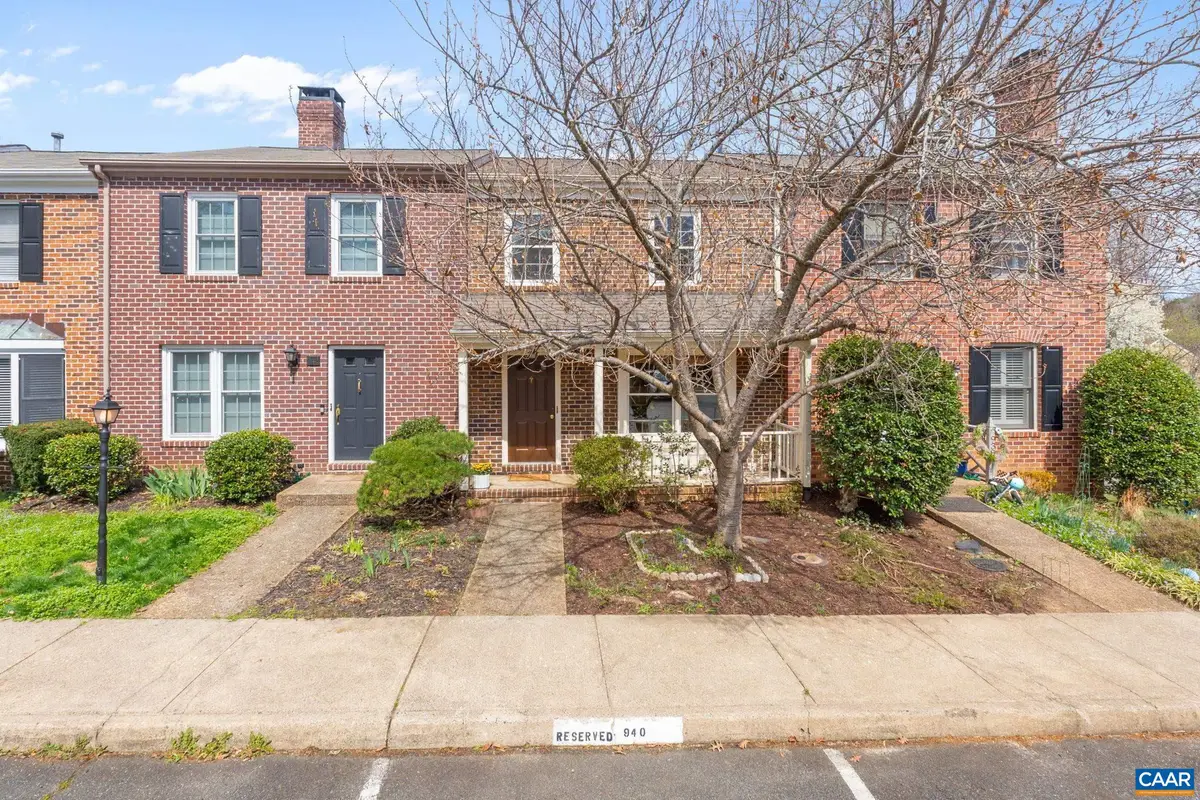 940 Huntwood Ln, Charlottesville, VA 22901 - #1
