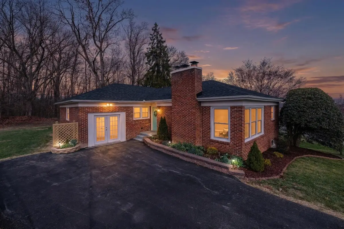 1045 Smithland Rd, Harrisonburg, VA 22802 - #1