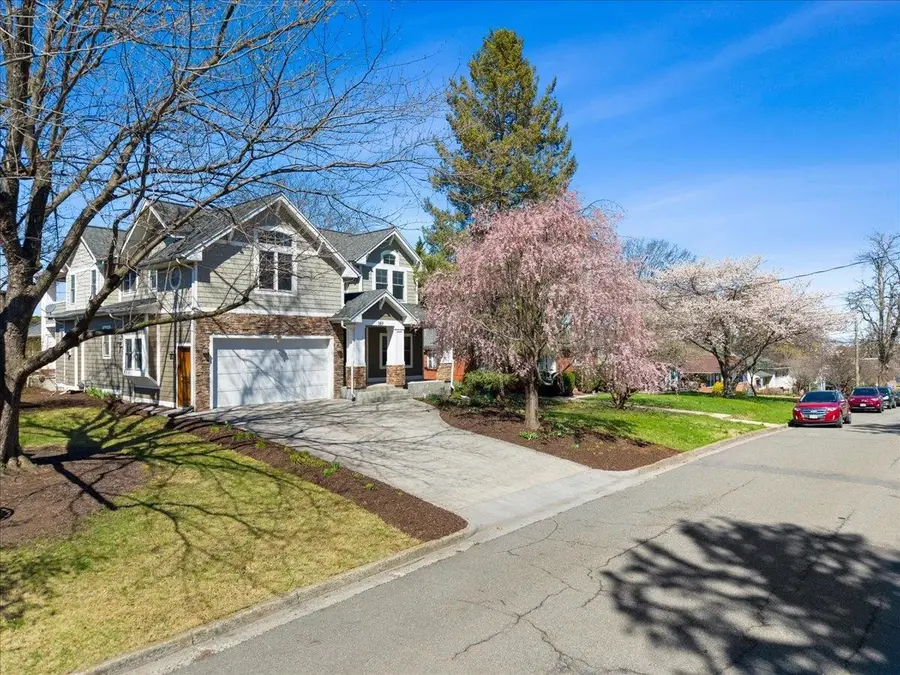 387 Monticello Ave, Harrisonburg, VA 22801 - #3