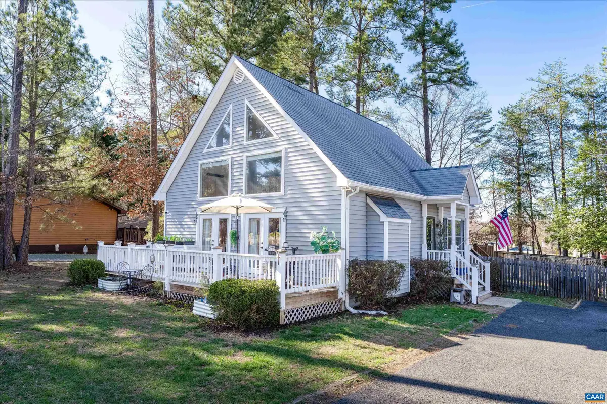 579 Jefferson Dr, Palmyra, VA 22963 - #1