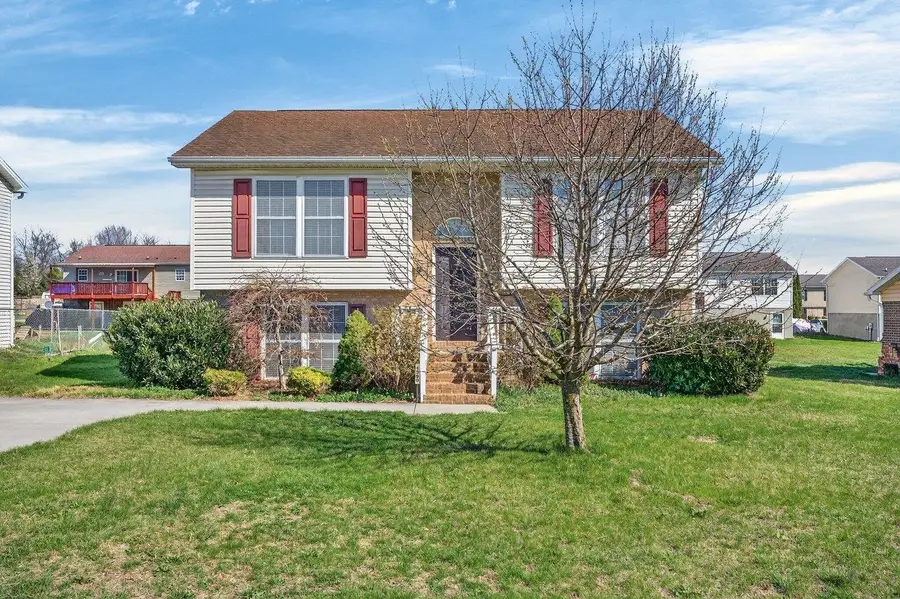 1390 Stonechris Dr, Harrisonburg, VA 22802 - #3