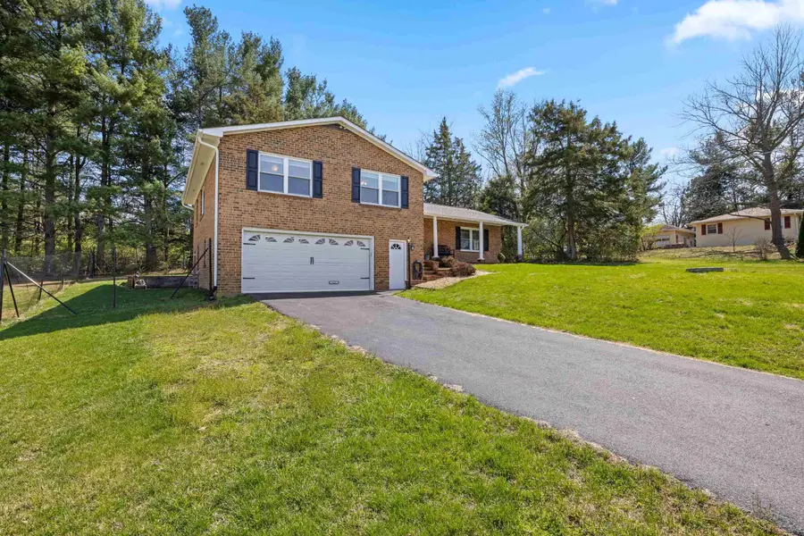 249 Cattle Scales Rd, Waynesboro, VA 22980 - #3