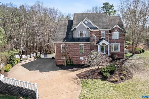 108 Bear Island Pkwy, Zion Crossroads, VA 22942