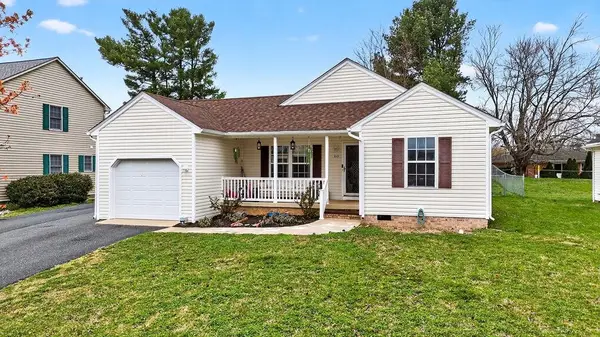 213 Adventure Trl, Waynesboro, VA 22980