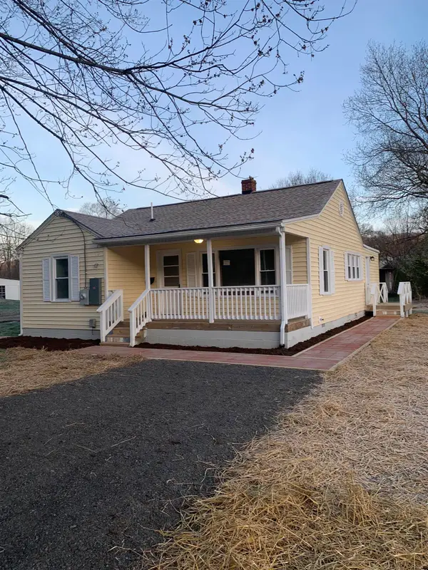 336 Railroad Ave W, Craigsville, VA 24430