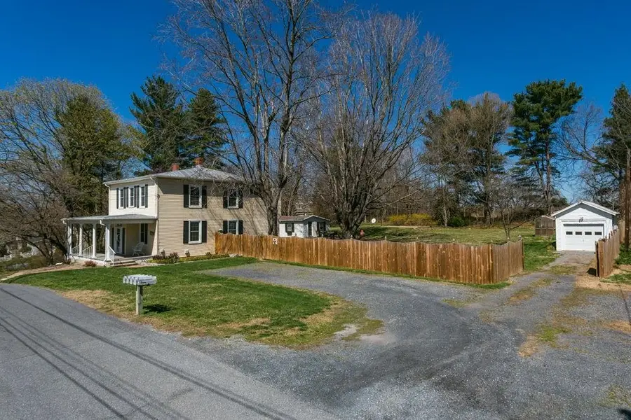 358 Louisa St, Broadway, VA 22815 - #3