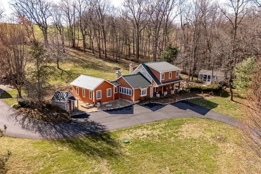 304 Big Valley Ln, Mount Solon, VA 22843 - #2