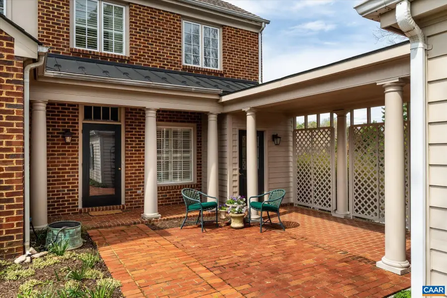 560 Dryden Pl, Charlottesville, VA 22903 - #3