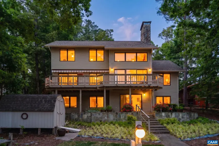 27 Ashlawn Blvd, Palmyra, VA 22963 - #2