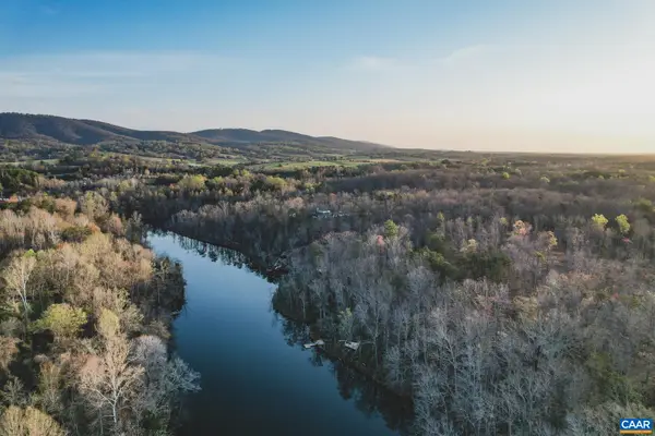 42 Shadwell Rd, Keswick, VA 22947