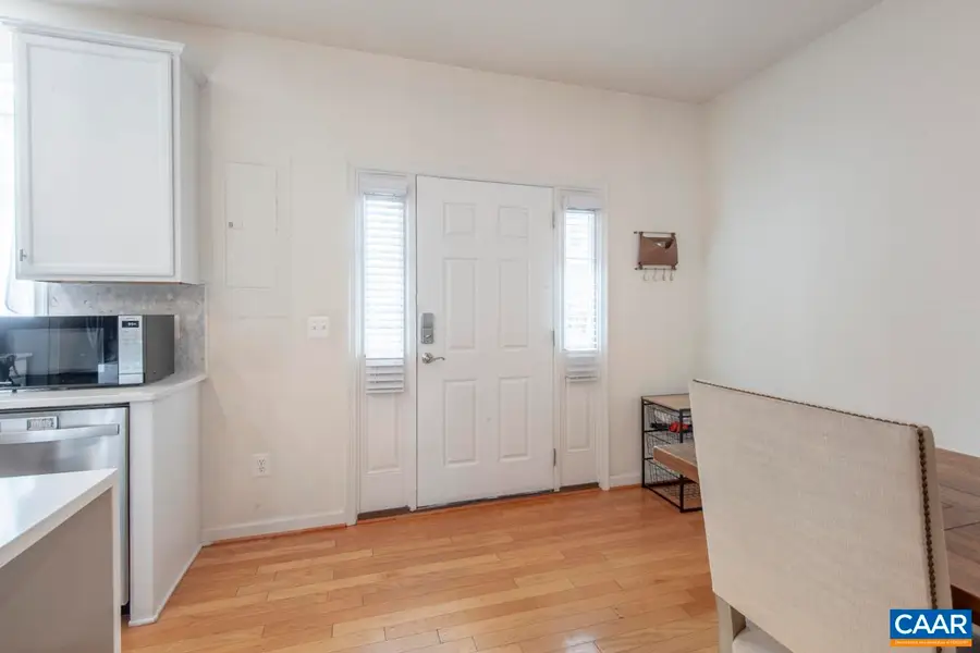 1048 5th St Sw, Charlottesville, VA 22902 - #3