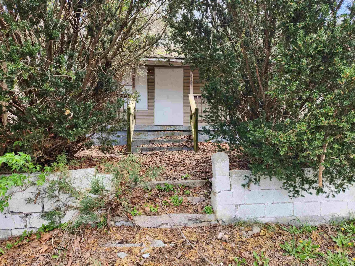 1619 Main St E, Waynesboro, VA 22980 - #1