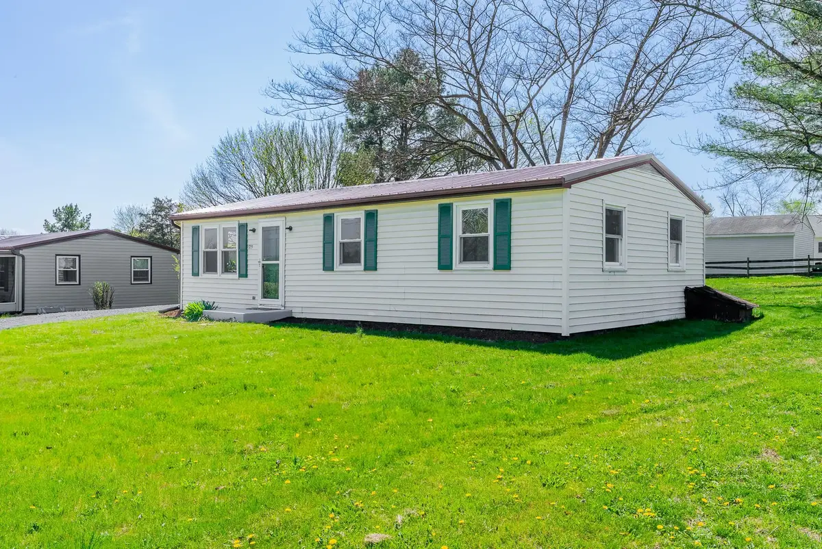 329 Dutch Ln, Mount Jackson, VA 22842 - #1