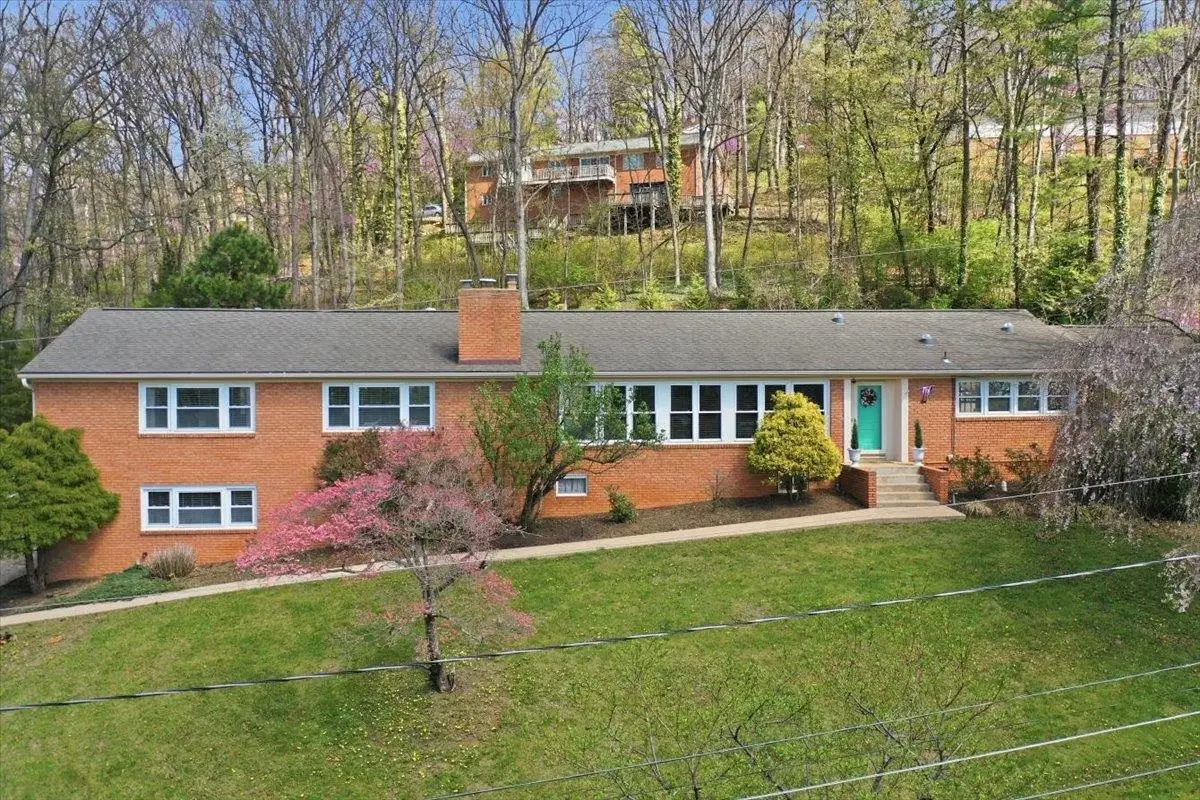 1229 Woodcrest Cir, Harrisonburg, VA 22801 - #1