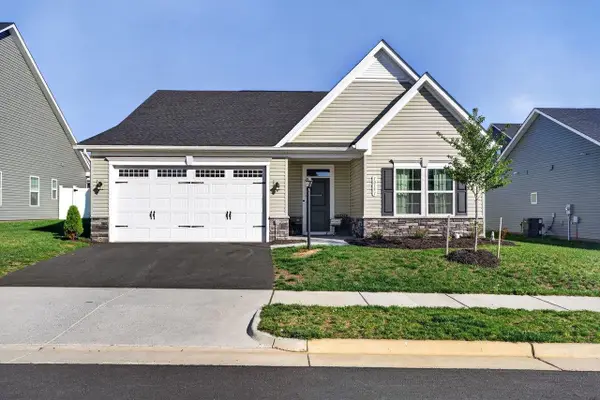 10151 Big Oak Dr, Mcgaheysville, VA 22840