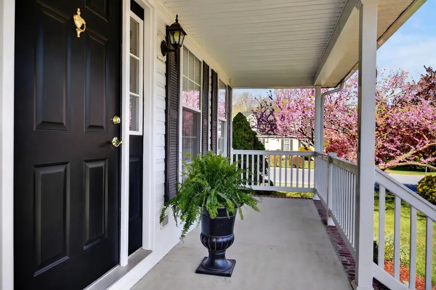 97 Laurel Oak Ln, Grottoes, VA 24441 - #3