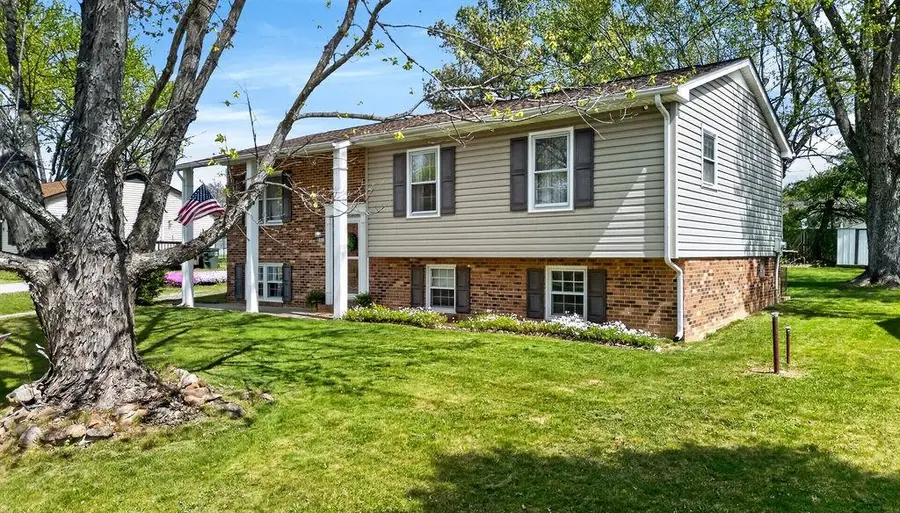 51 Briarwood Cir, Staunton, VA 24401 - #2