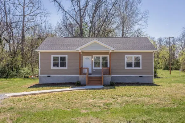 445 Wirt Ave, Elkton, VA 22827