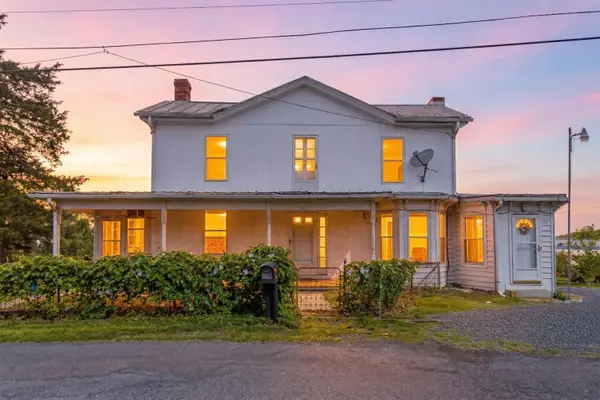 2061 Cecil Wampler Rd, Mount Crawford, VA 22841