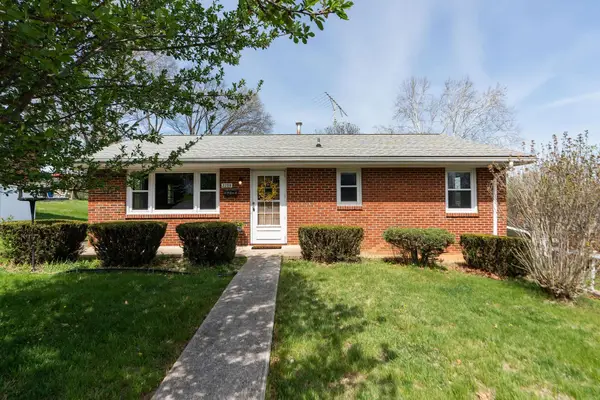 2209 Third St, Staunton, VA 24401