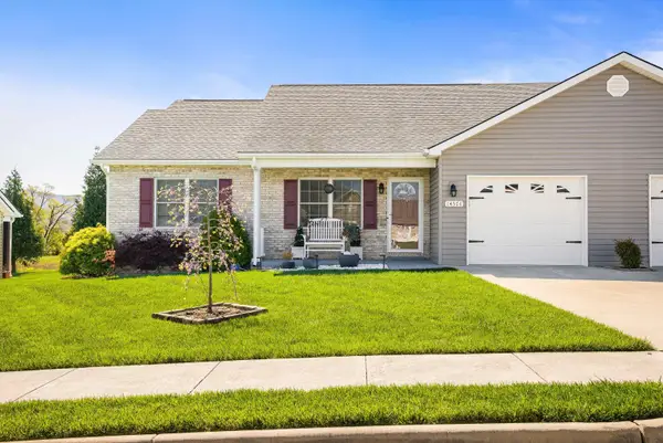 14574 Vinny Ct, Elkton, VA 22827