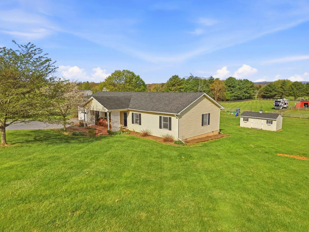 1008 Shipwreck Dr, New Market, VA 22844 - #1