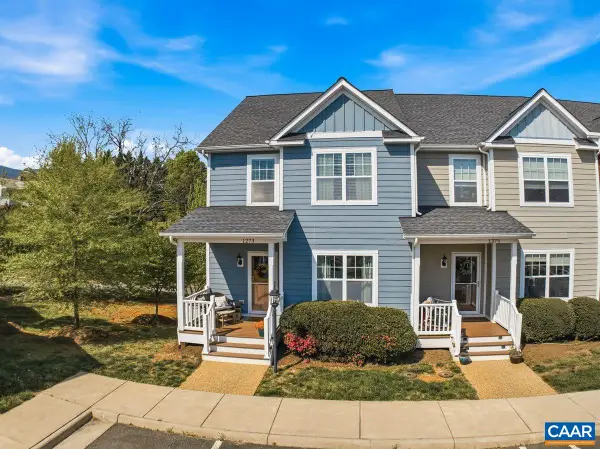 1273 Haden Pl, Crozet, VA 22932