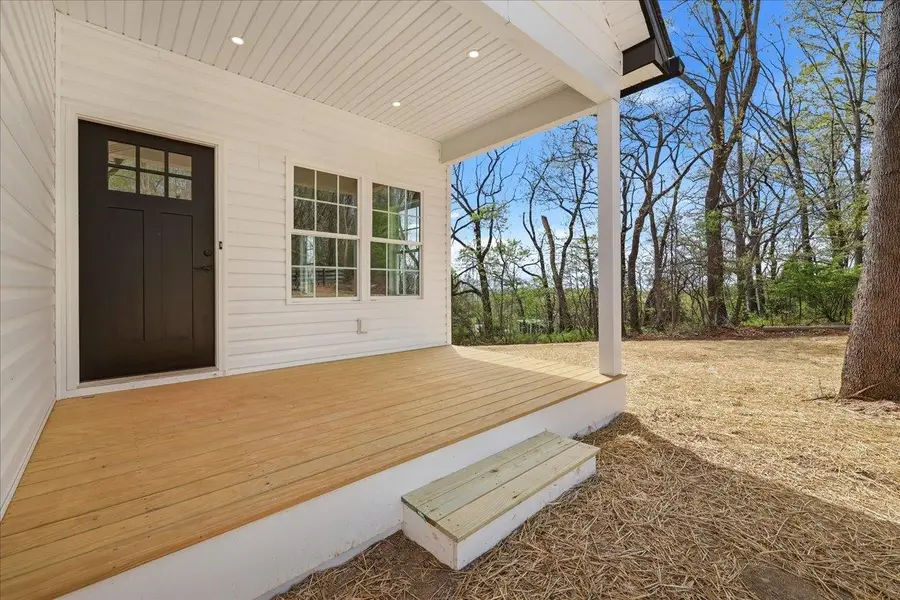 103 Hilltop Terrace Rd, Staunton, VA 24401 - #3