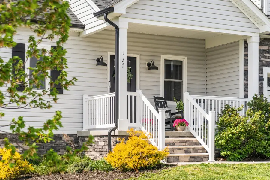 137 Tomasville Dr, Waynesboro, VA 22980 - #2