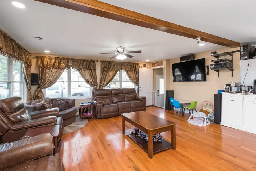 8208 George Wine Rd, Bridgewater, VA 22812 - #2