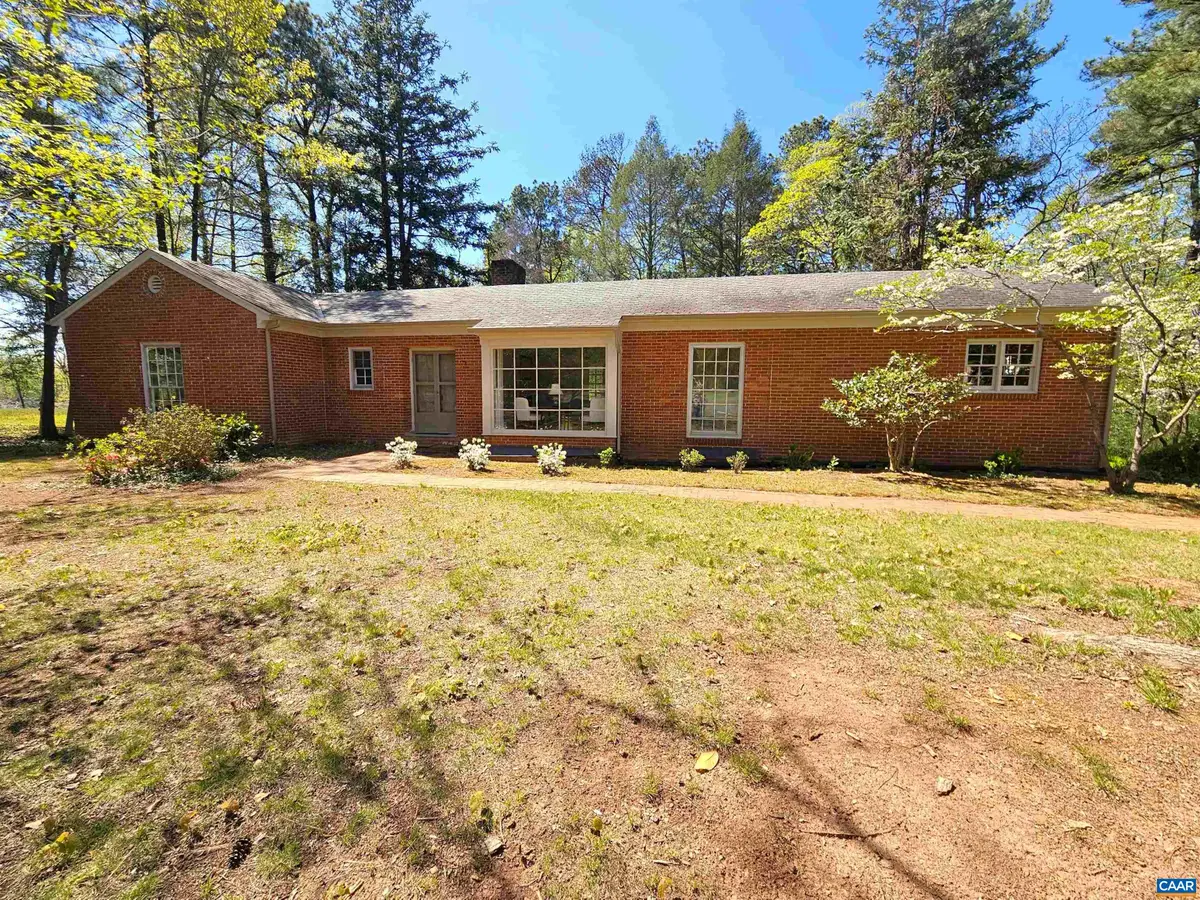 3271 Rosney Rd, Dillwyn, VA 23936 - #1